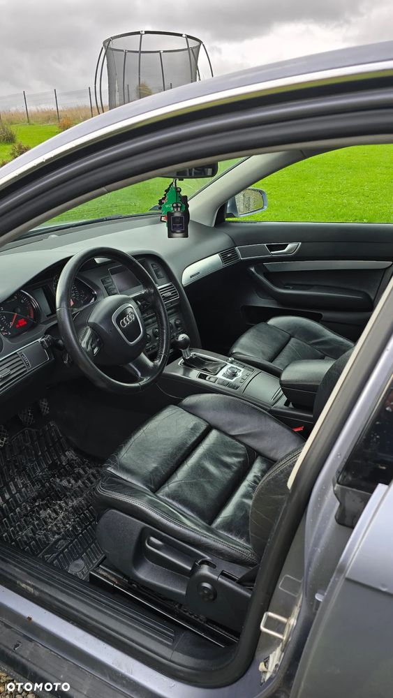 Audi A6 - 6