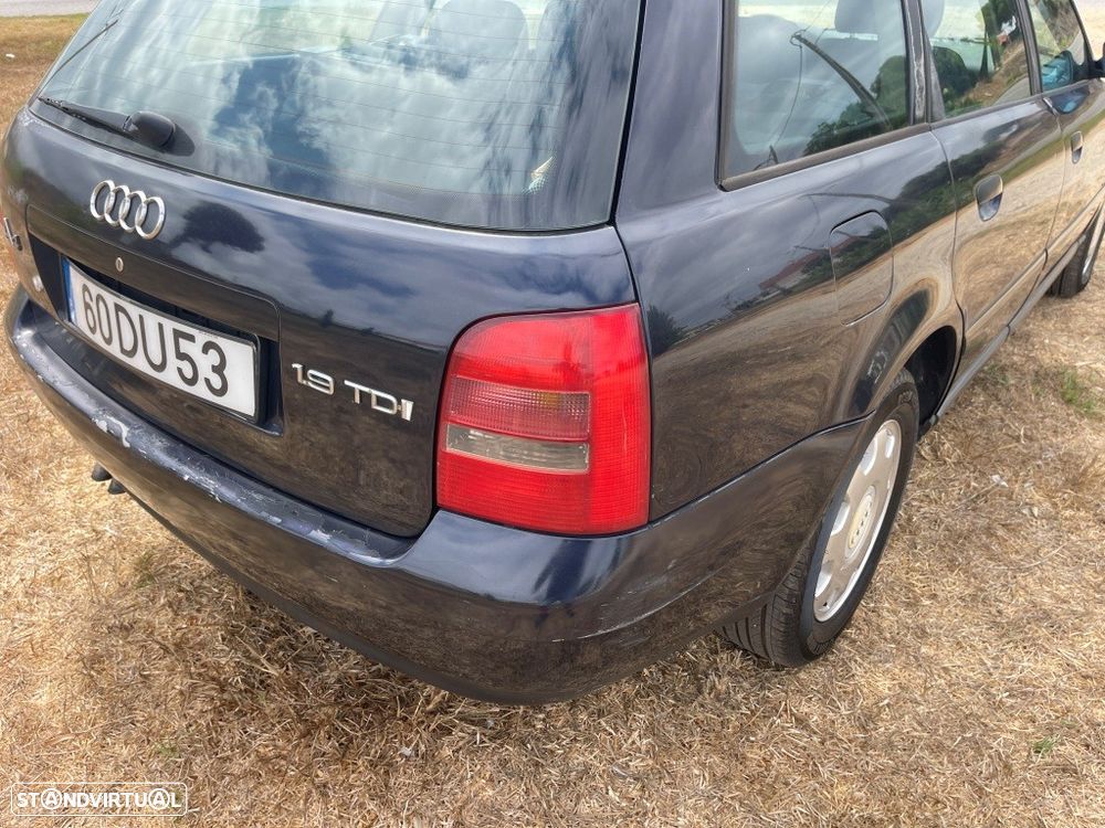 Audi A4 Avant 1.9 TDI Attraction - 12