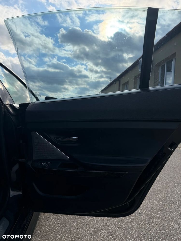 BMW Seria 6 650i - 23