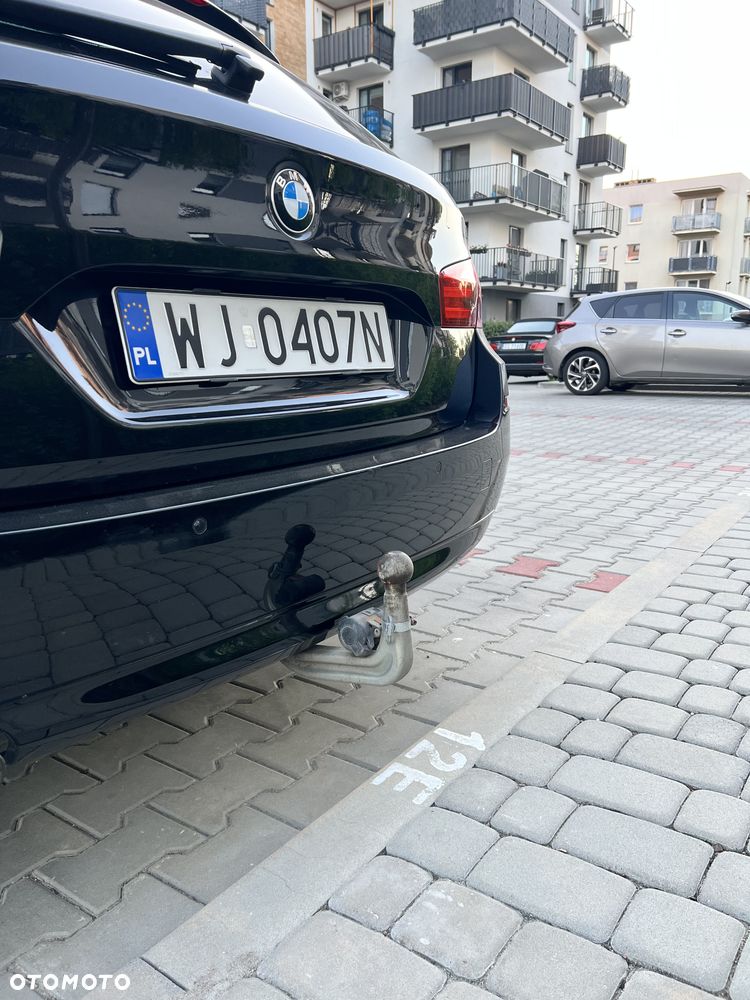 BMW Seria 5 530d xDrive - 7