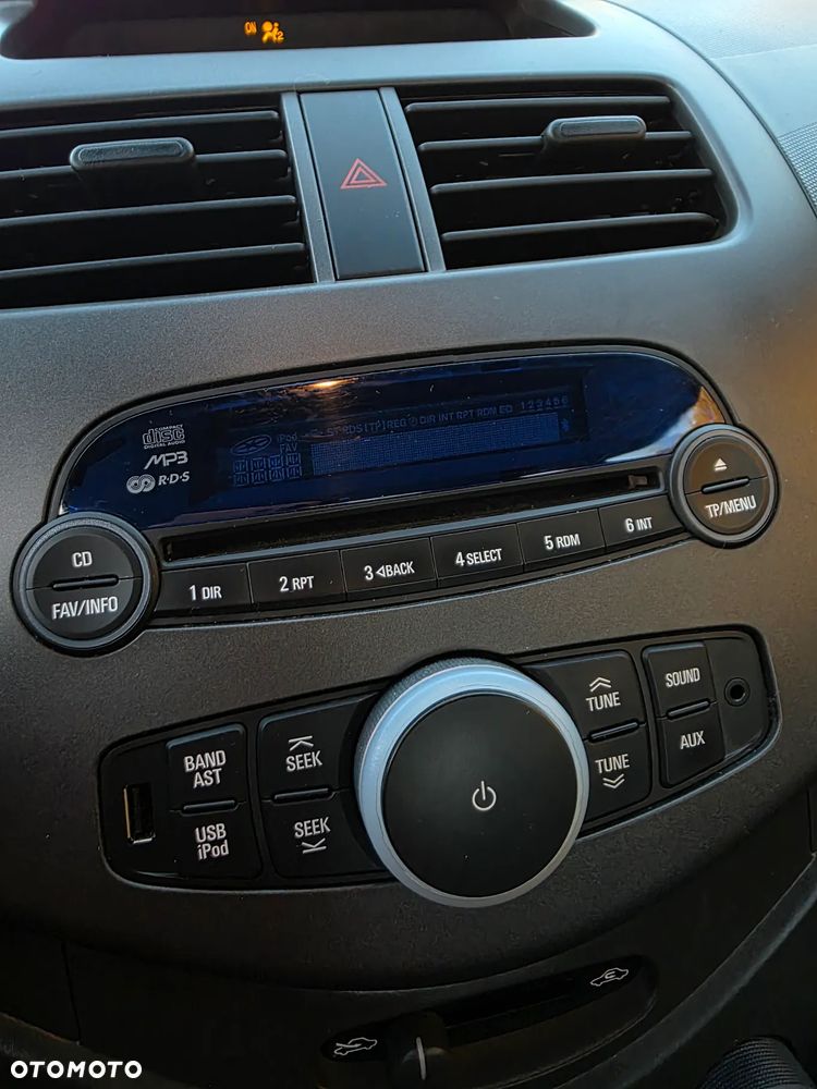 Chevrolet Spark 1.2 LS+ - 24