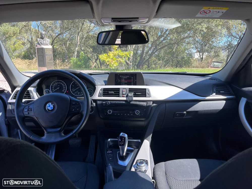 BMW 318 d Auto - 9