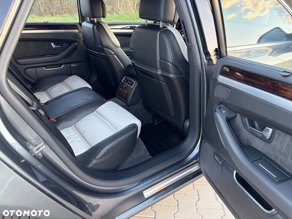 Audi A8 - 28