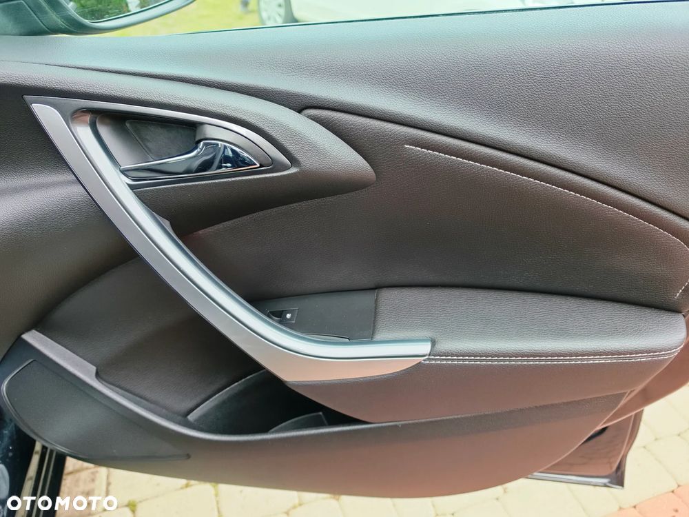 Opel Astra 1.7 CDTI DPF Cosmo - 23