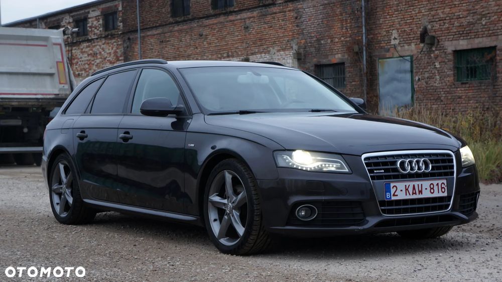 Audi A4 Avant 2010 photo 4