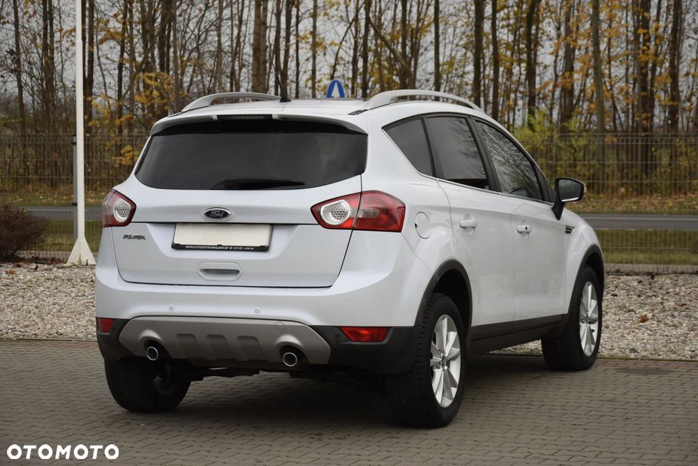 Ford Kuga 2.0 TDCi FWD Titanium Plus - 26