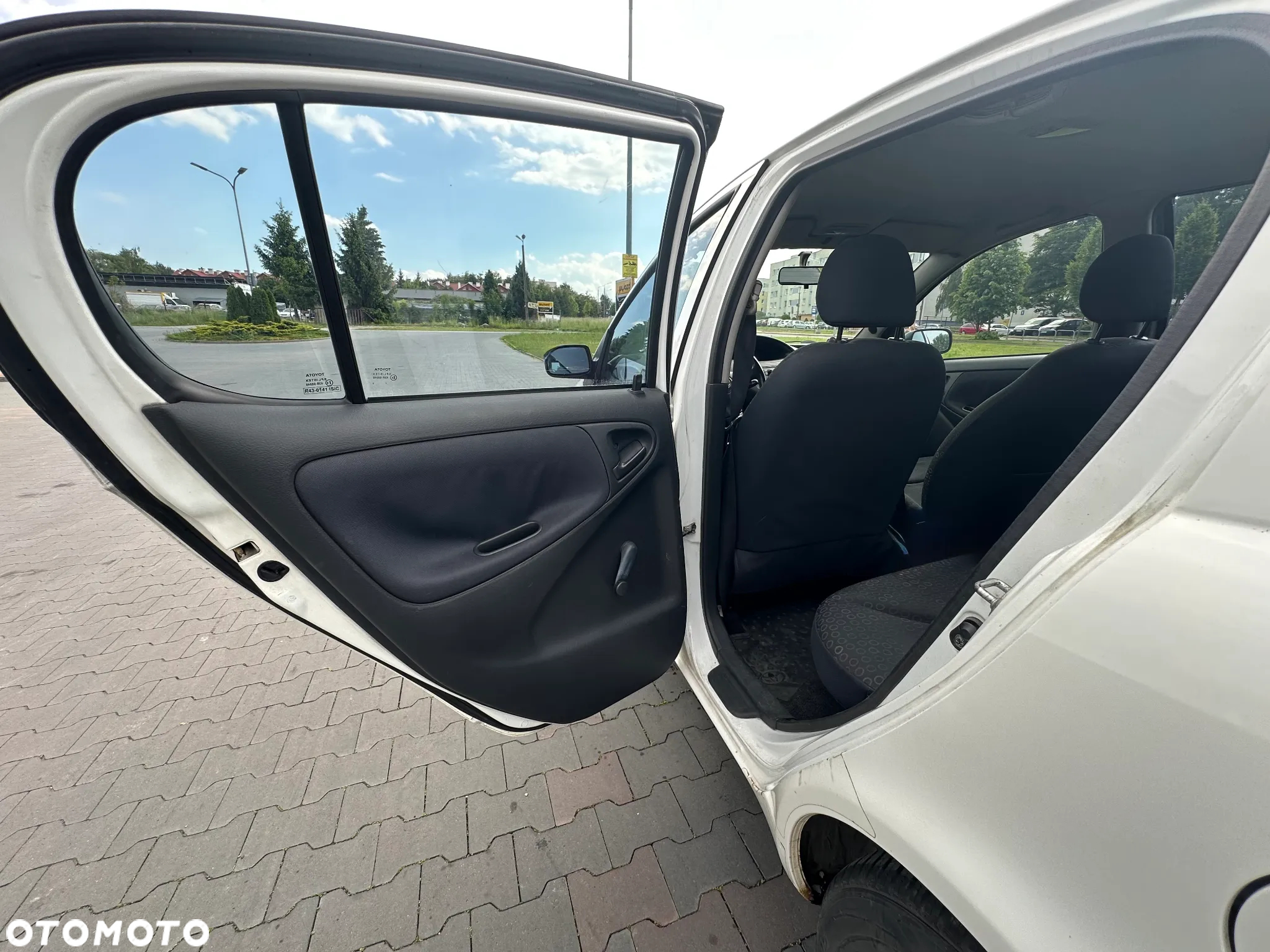 Toyota Yaris - 19