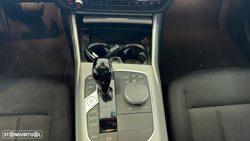 BMW 320 d Touring Auto - 10