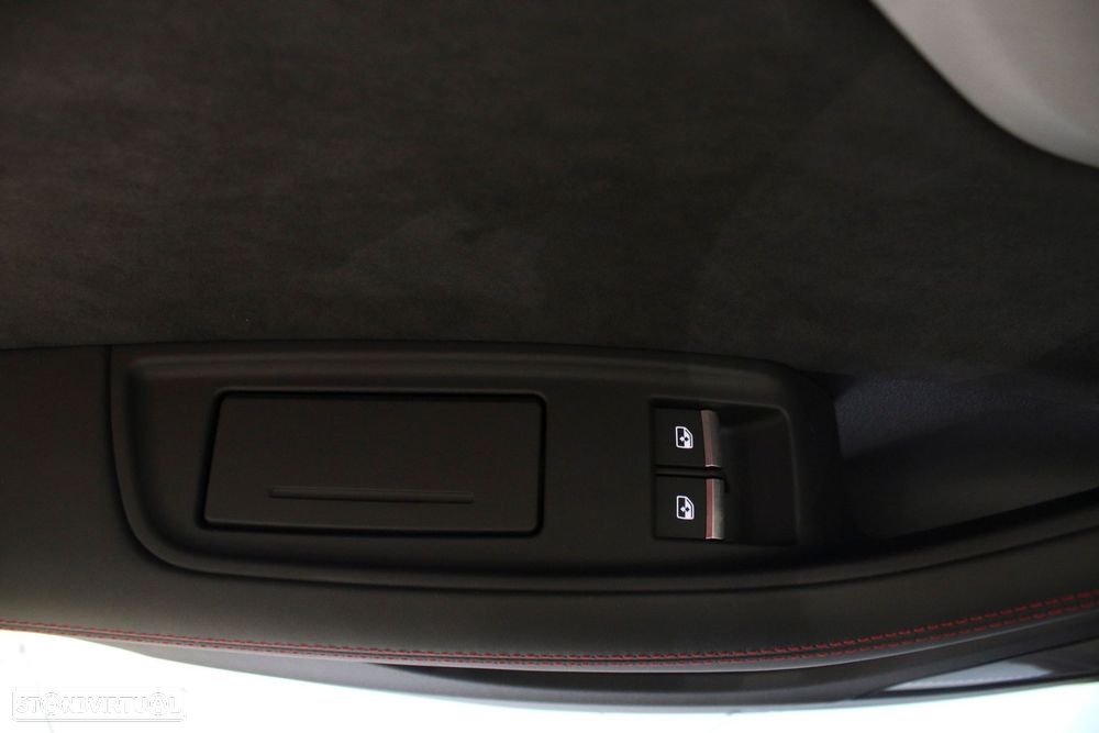 Audi Q8 55 TFSIe quattro Tiptronic - 60