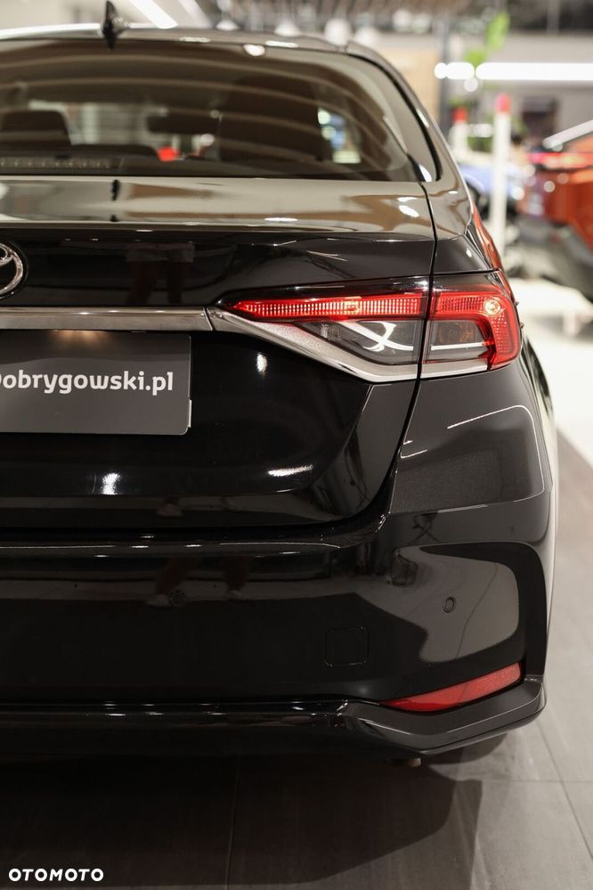 Toyota Corolla - 13