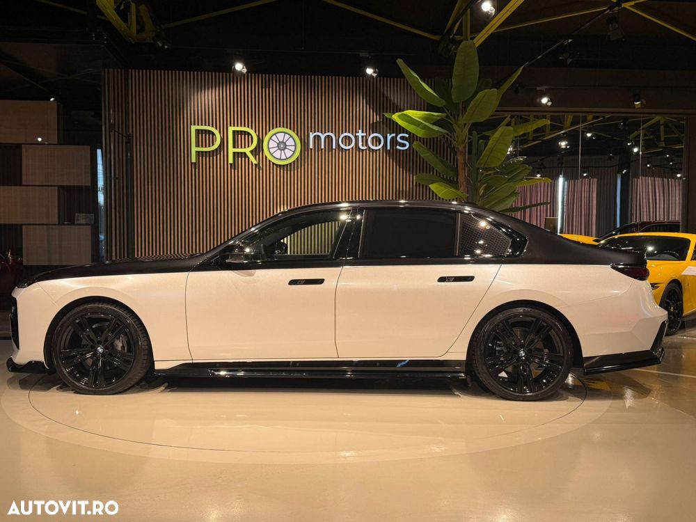 BMW Seria 7 740d xDrive MHEV - 9