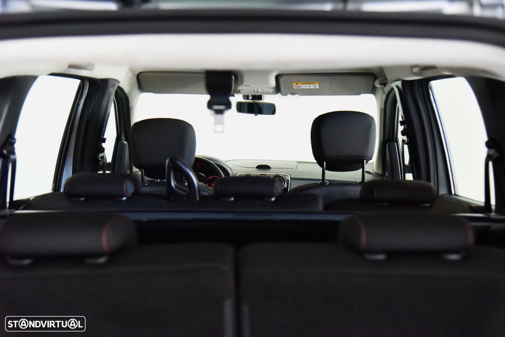 Dacia Lodgy 1.5 Blue dCi Stepway 7L - 23