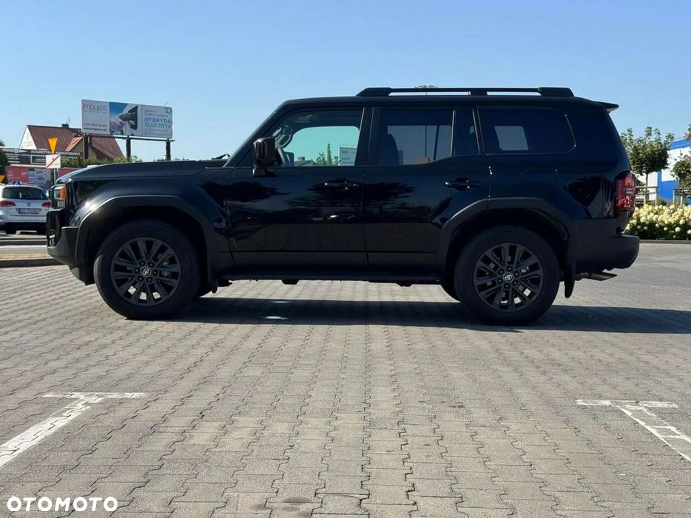 Toyota Land Cruiser - 24