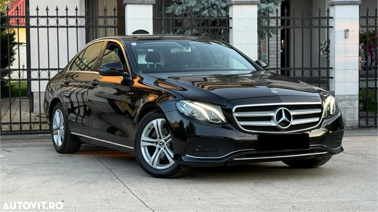 Mercedes-Benz E - 2