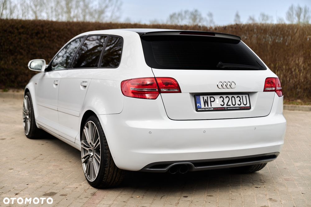 Audi A3 Sportback 1.4 TFSI S line Sportpaket - 11