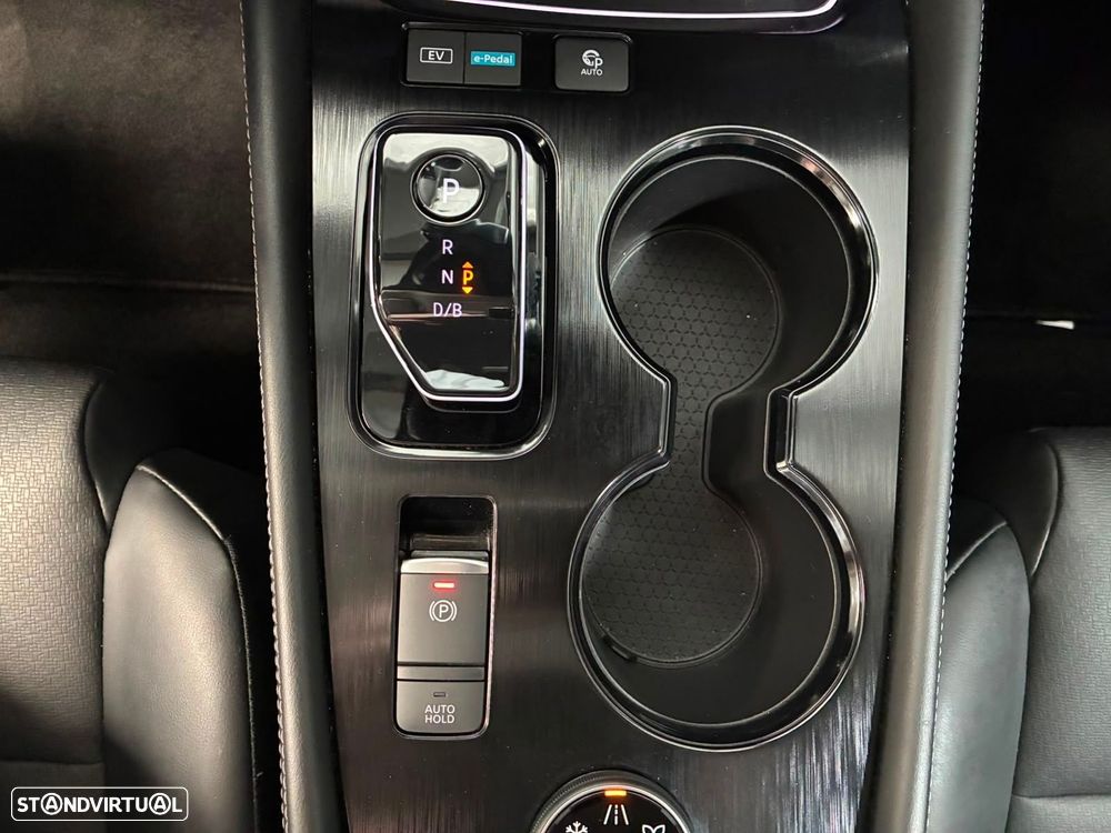 Nissan X-Trail 1.5 e-Power N-Connecta TE 7L e-4force - 37