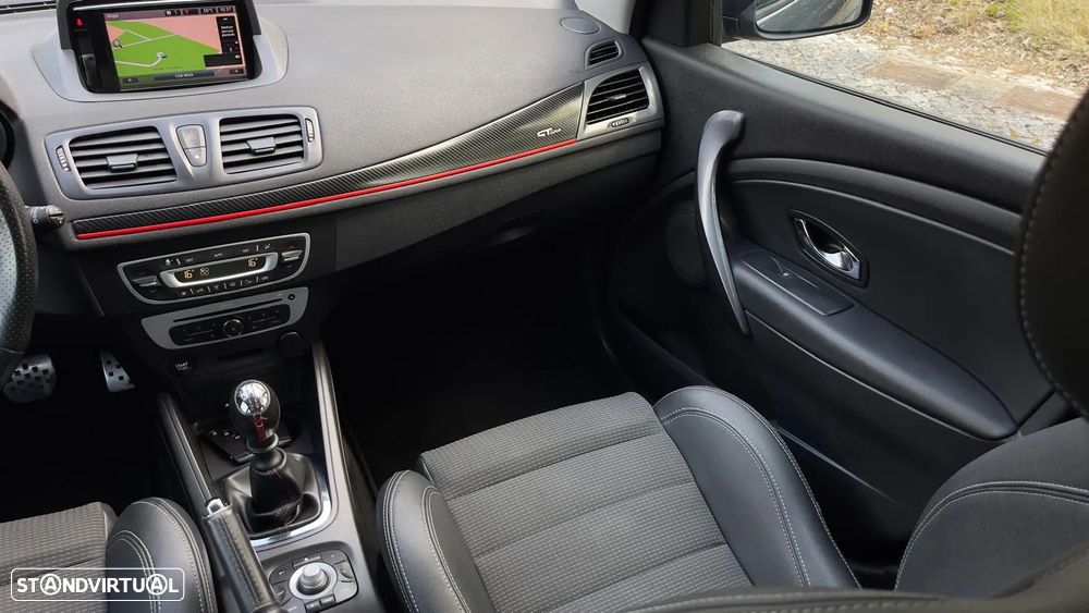 Renault Mégane Sport Tourer 1.5 dCi GT Line - 34