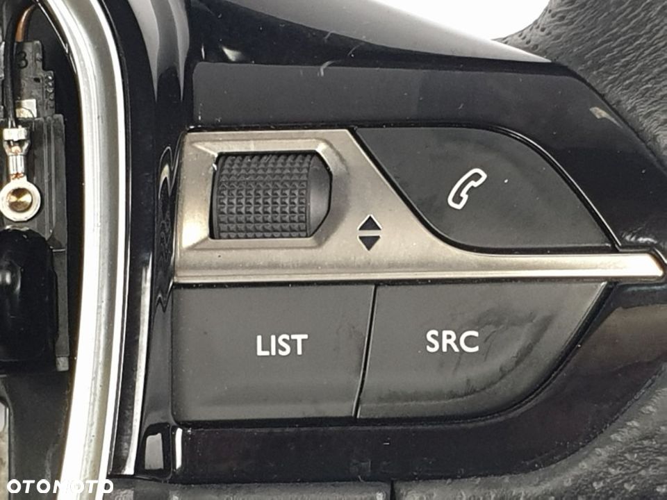 PEUGEOT 3008 2.0 BHDI od 2017 r . Kierownica Skórzana - 6