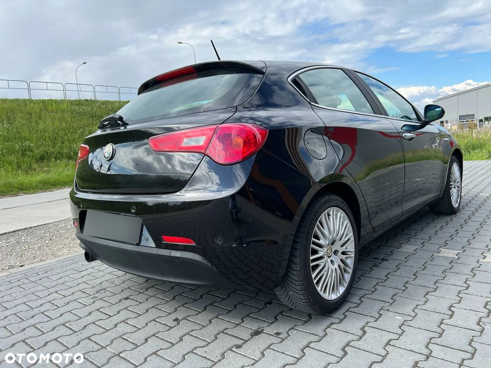 Alfa Romeo Giulietta 1.4 TB Distinctive LPG - 15