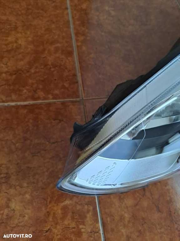 Far stanga dreapta originale Ford Fiesta an 2017-2023 Europa - 7