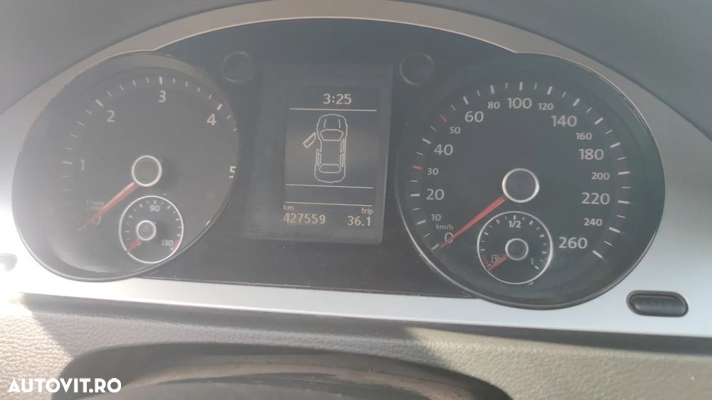 Volkswagen Passat 2.0TDI Trendline DPF Bluemotion Technology - 7