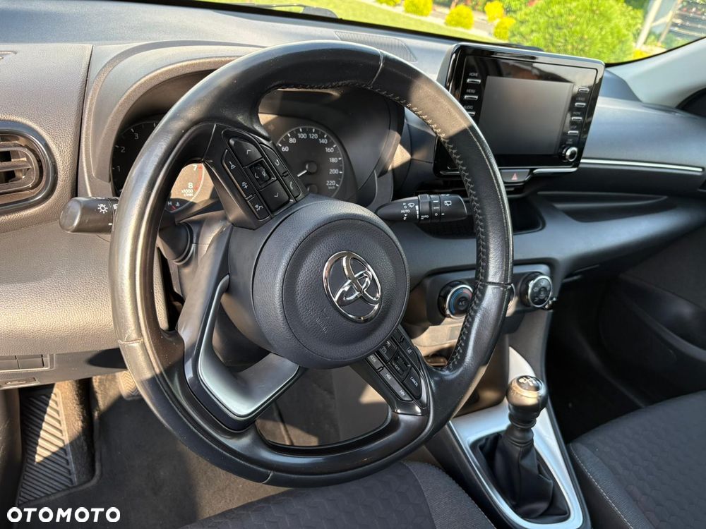 Toyota Yaris 1.5 Comfort - 11