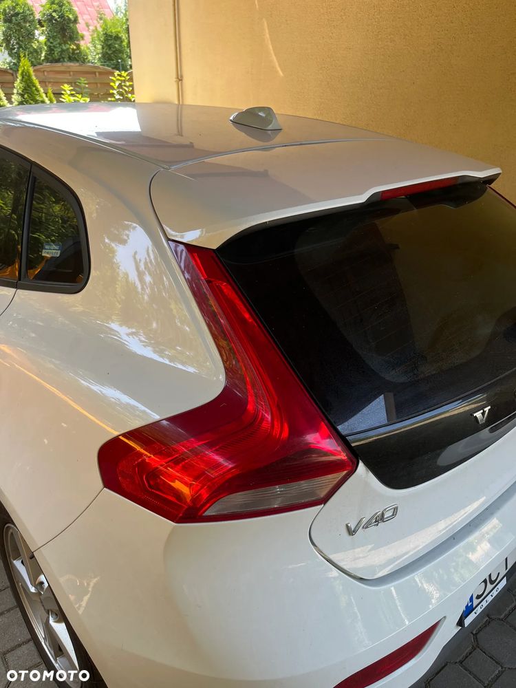 Volvo V40 - 2
