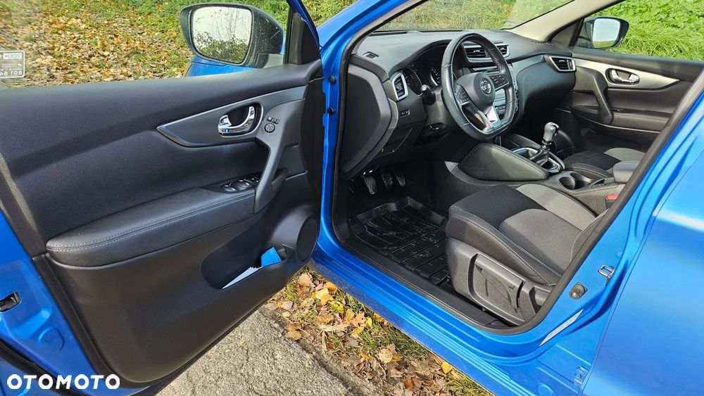 Nissan Qashqai 1.3 DIG-T N-CONNECTA - 6