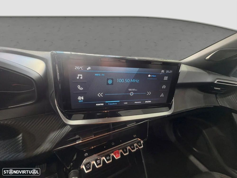 Peugeot 2008 - 6