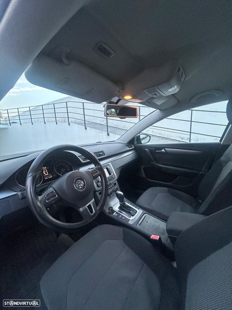 VW Passat Variant 2.0 TDI Confortline DSG - 6