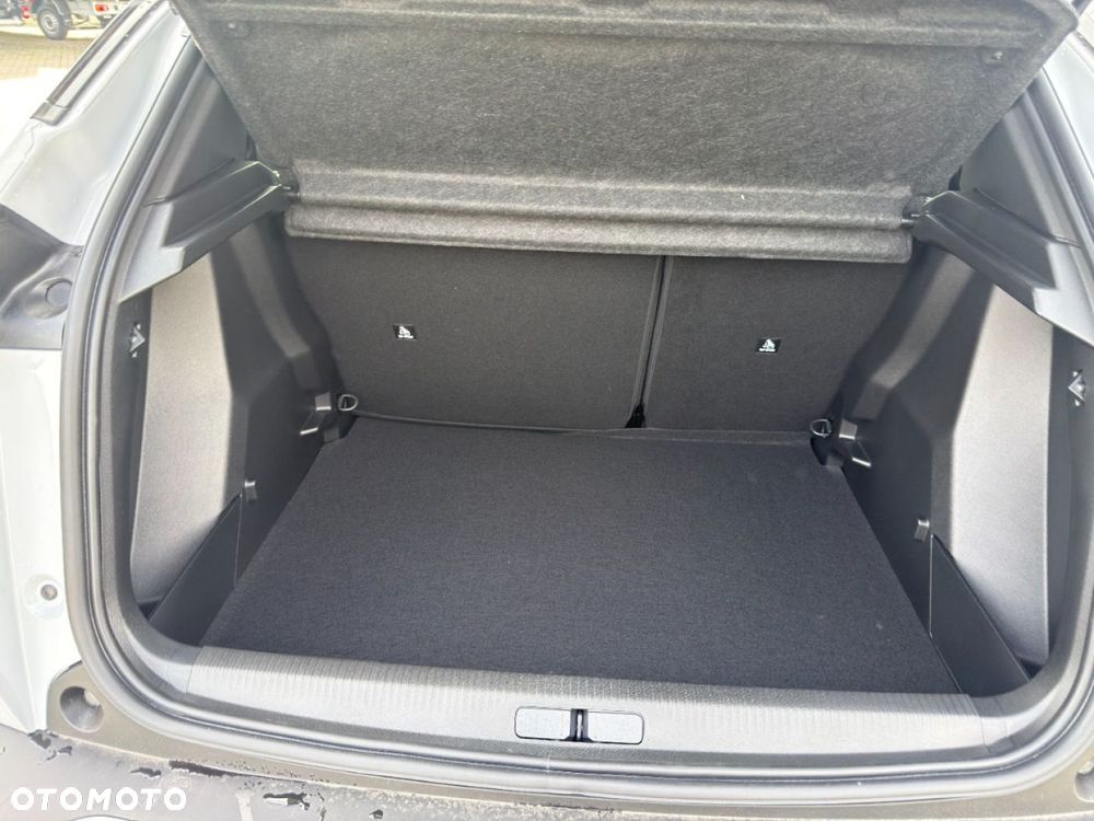 Peugeot 2008 PureTech mHEV Allure e-DCS6 - 10