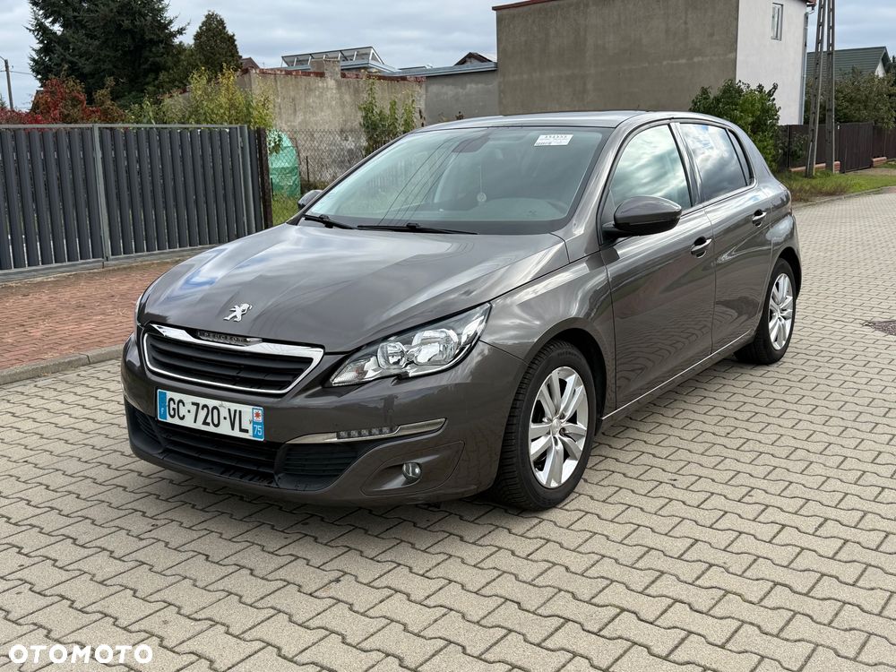 Peugeot 308 - 1