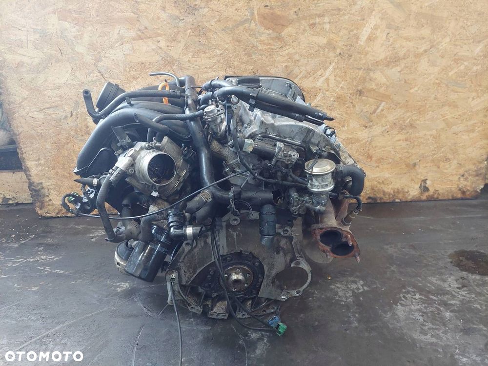 SILNIK BENZYNOWY SŁUPEK AUDI A4 B5 1.8 20V AVV - 2