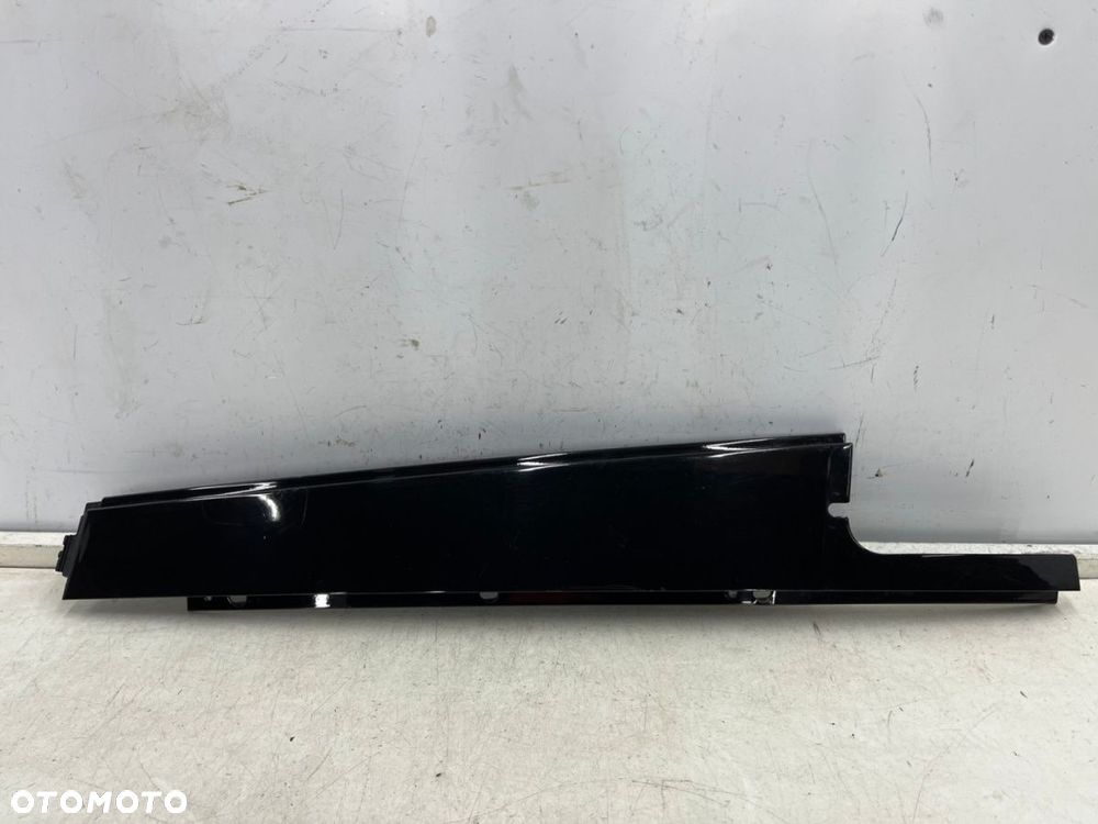 Listwa Range Rover 4 IV L405 12-21r. PRAWA tylna środkowa nakładka osłona słupka drzwi połysk - 1