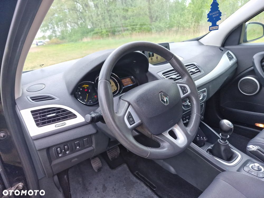 Renault Megane dCi 130 FAP BOSE Edition - 23