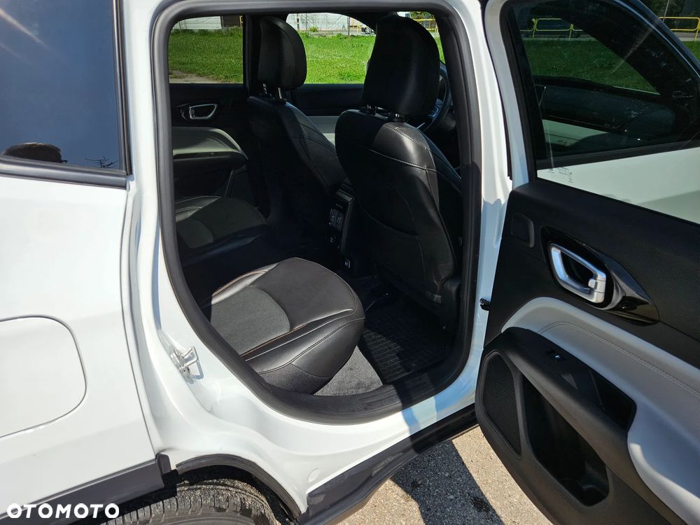 Jeep Compass - 11
