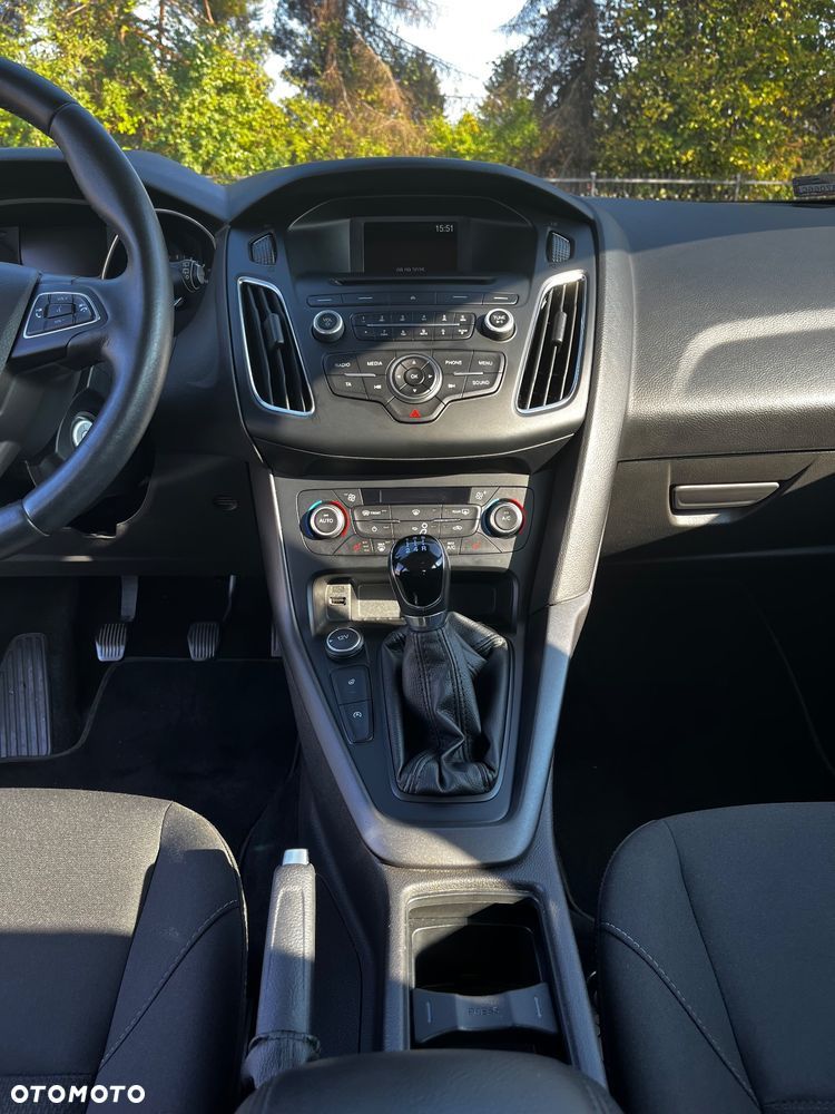 Ford Focus 1.0 EcoBoost Trend ASS - 9
