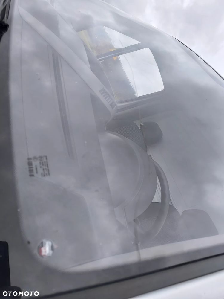 Mercedes-Benz Sprinter - 26