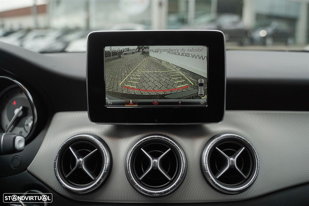 Mercedes-Benz CLA 220 d Shooting Brake Urban Aut. - 24