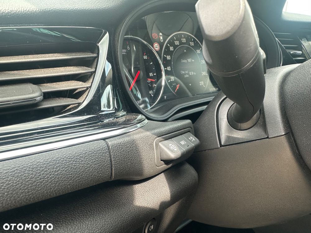 Opel Insignia 2.0 CDTI Cosmo - 25