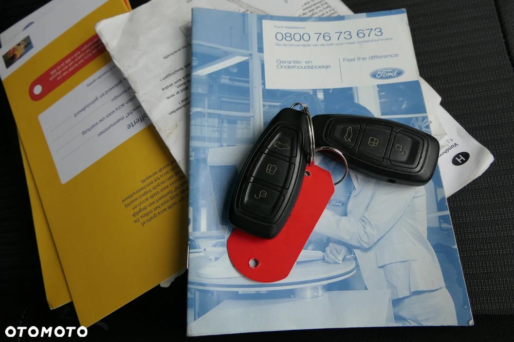 Ford Focus 1.6 Ti-VCT Titanium - 14