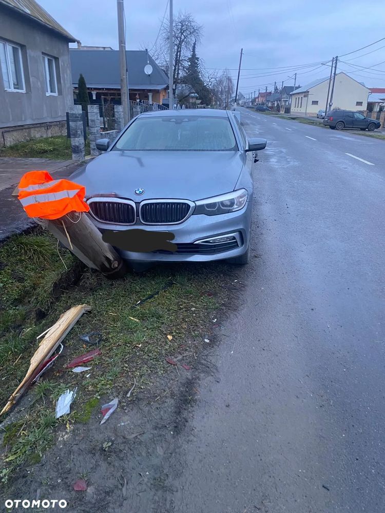 BMW Seria 5 530i Sport Line - 1