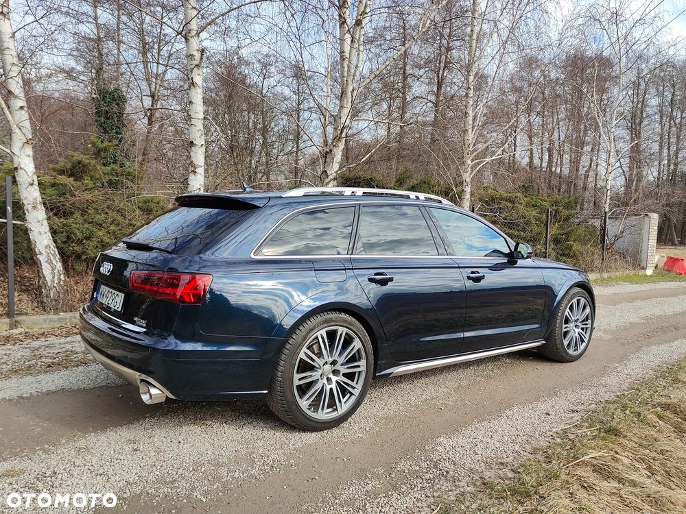 Audi A6 Allroad - 11
