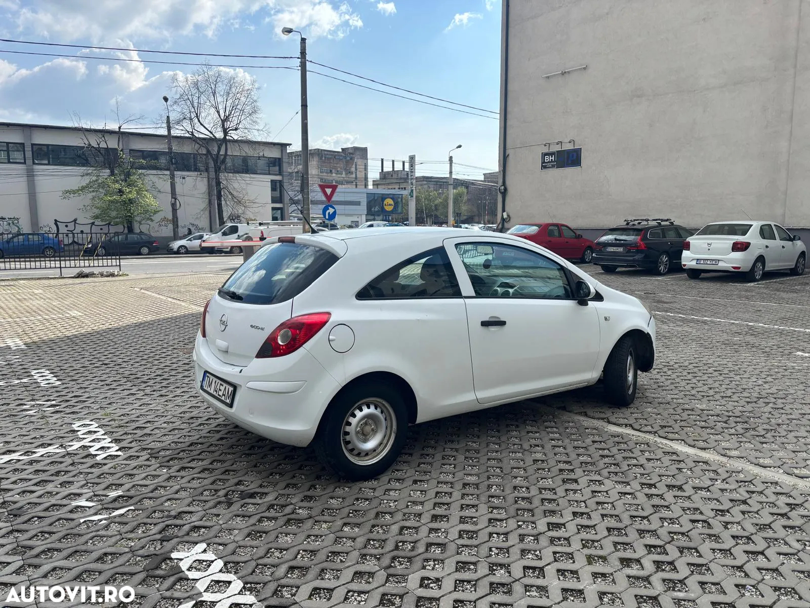 Opel Corsa - 8