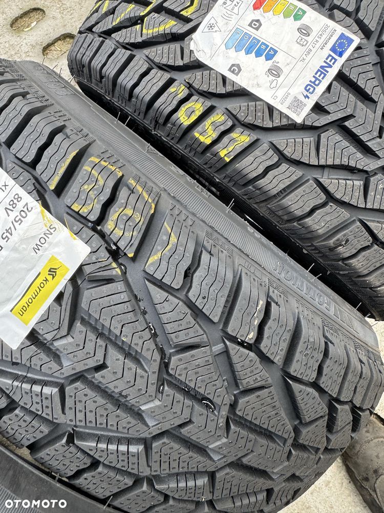 Nowe opony zimowe 205/45/17 Kormoran 4 sztuki 2025r - 3
