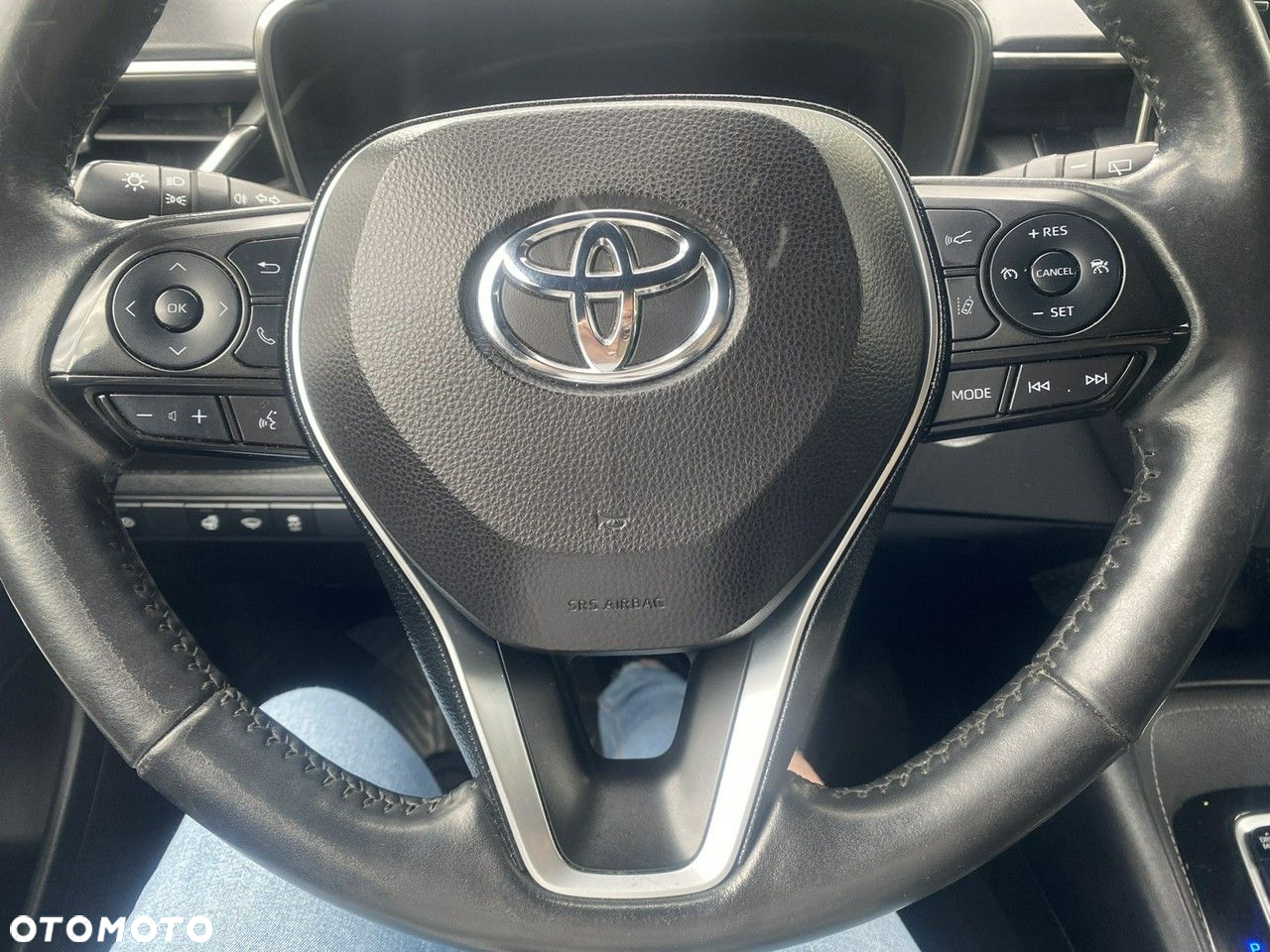 Toyota Corolla - 11