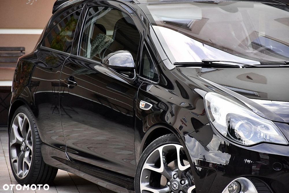 Opel Corsa 1.6 Turbo OPC - 9