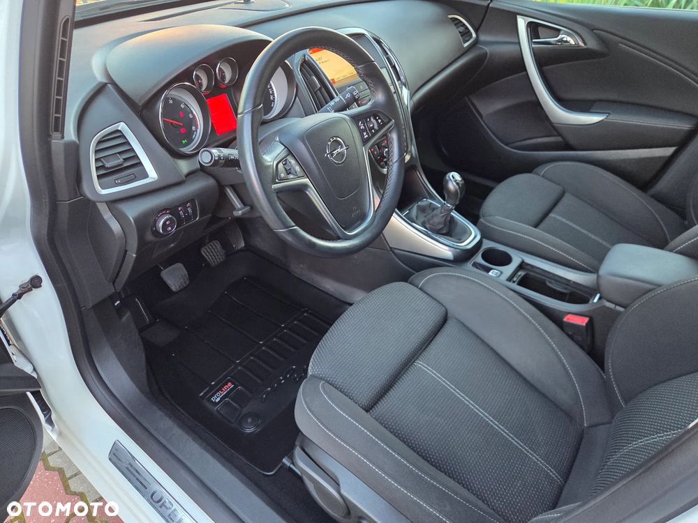 Opel Astra - 34