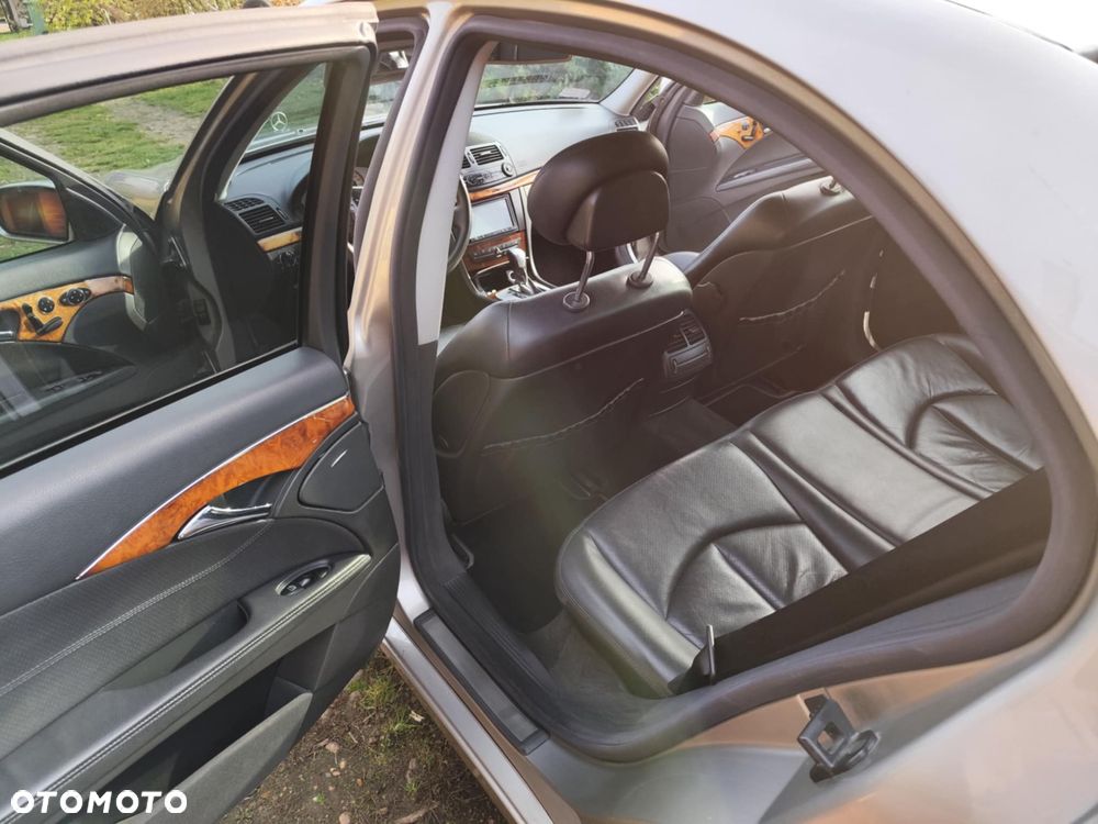 Mercedes-Benz Klasa E 320 Avantgarde - 14