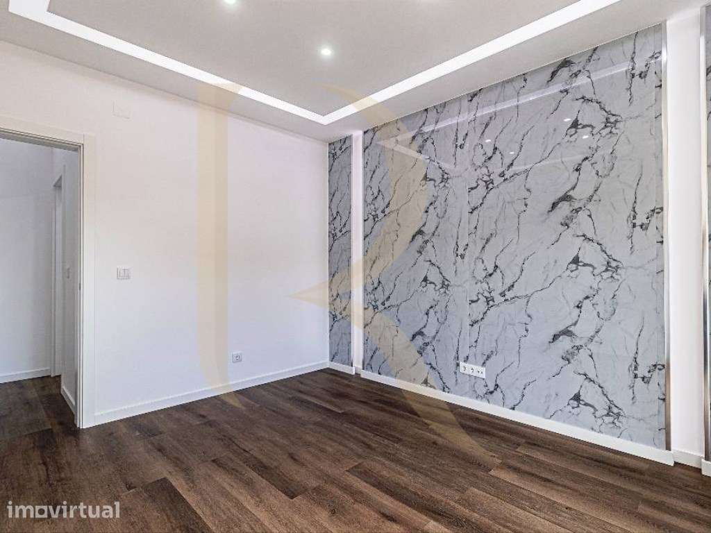 Apartamento T3 inserido no 1º andar totalmente REMODELADO em Paio P... - Grande imagem: 3/32